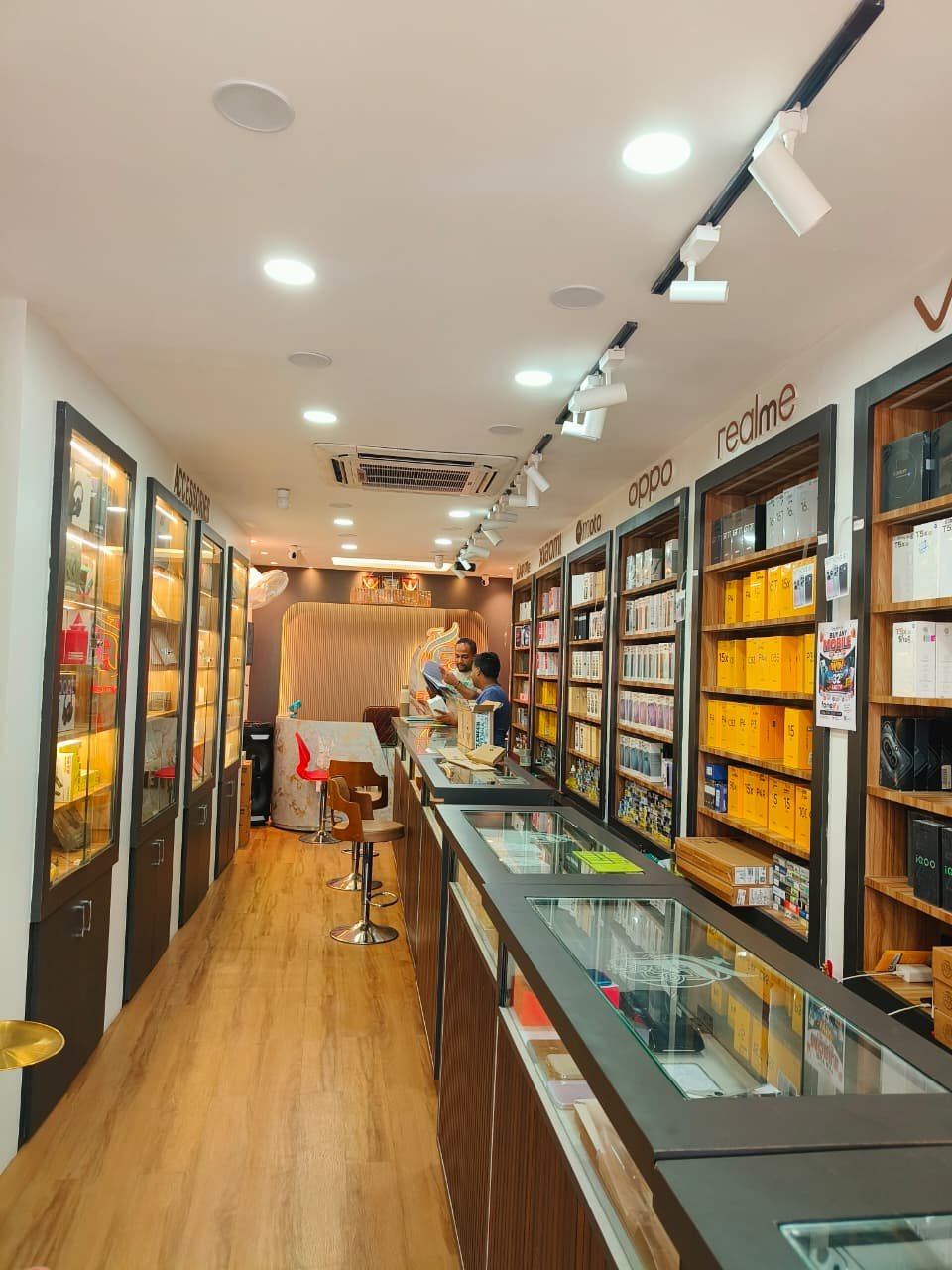 Foneify Kachery Road store front